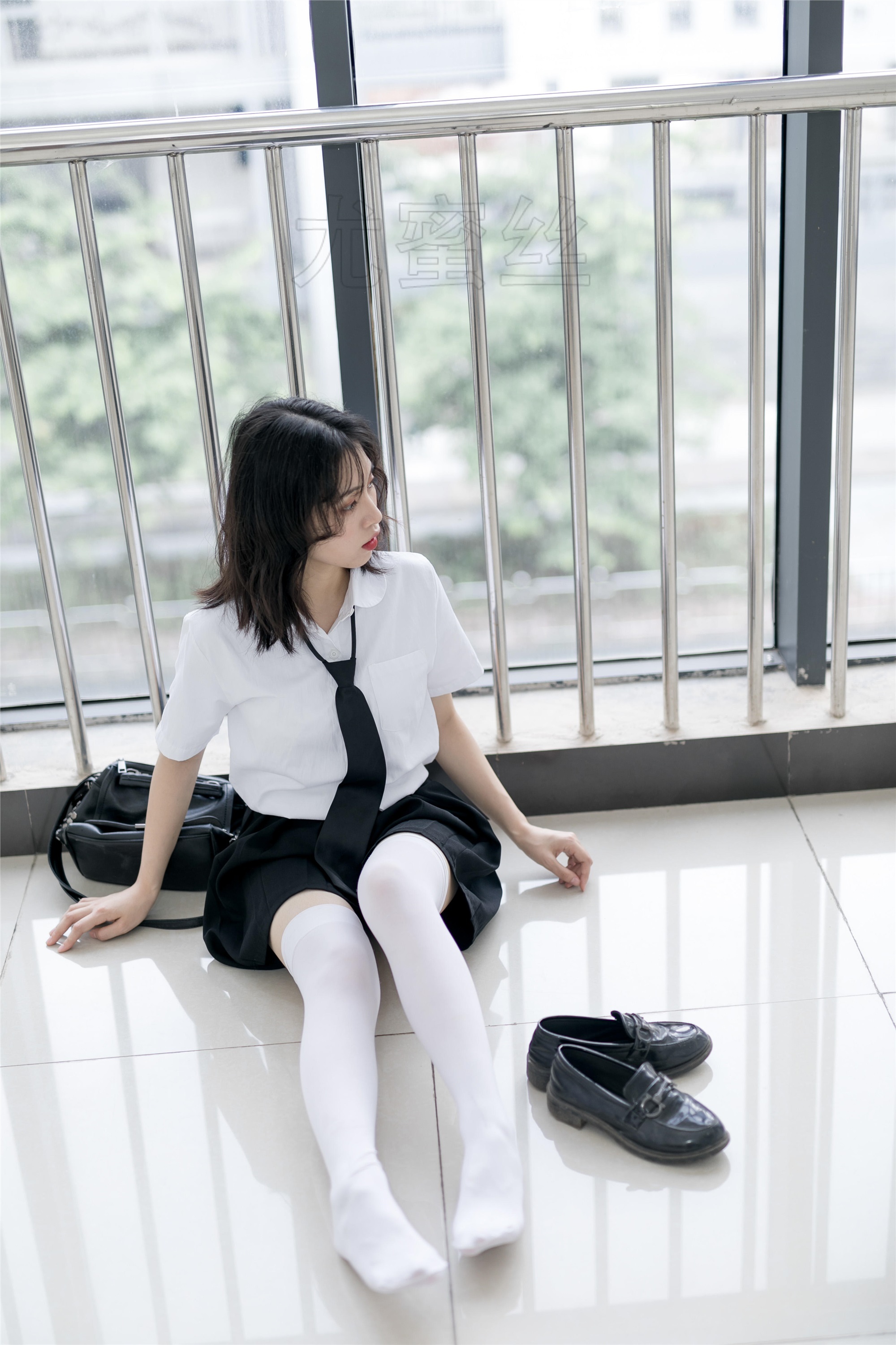 尤蜜丝 穿搭写真 NO.005